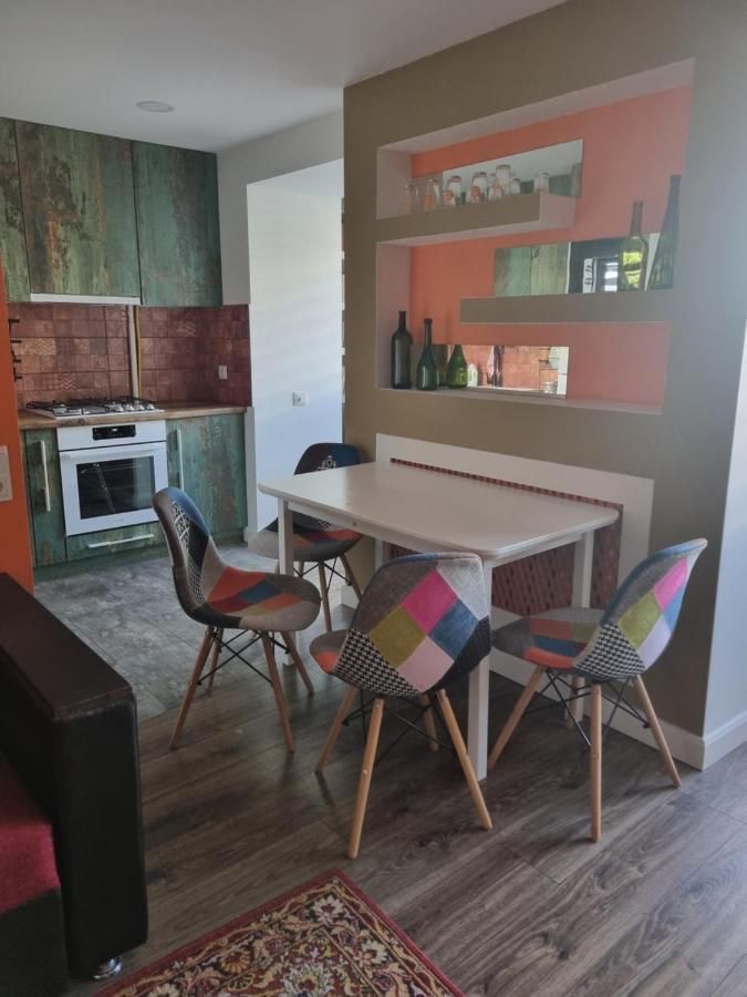 Comfort Iris Apart Chisinau Exterior foto